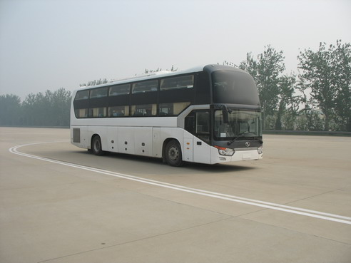 金龙卧铺客车 xmq6129bp4c