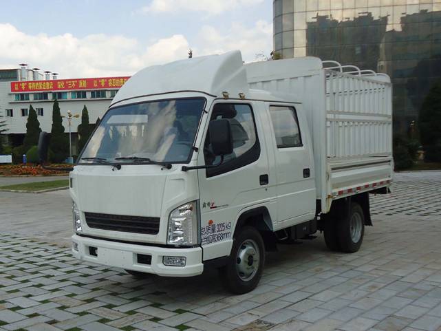 蓝箭仓栅低速货车 ljc2810wcs-a