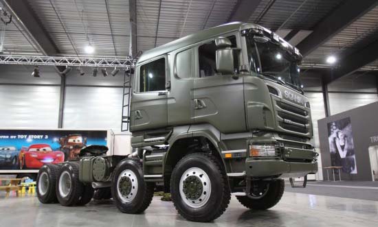 斯堪尼亚发布r730 8x8重型牵引车    就在沃尔沃发布750马力fh16
