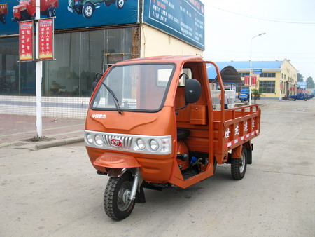 世杰自卸三轮汽车 7yjz-850d