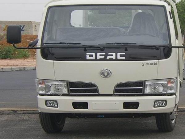 东风轻型载货汽车 dfa1030s31d4