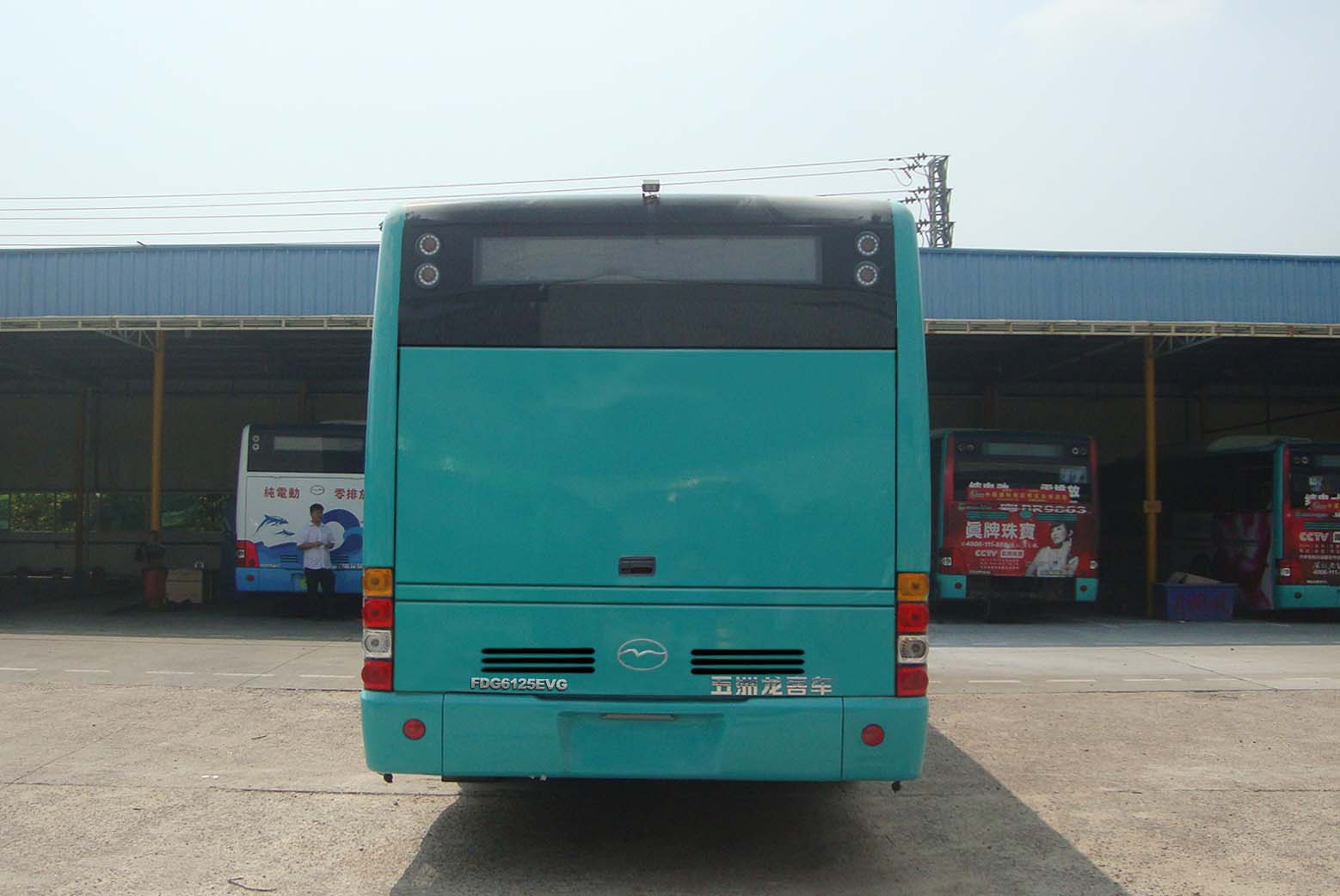 五洲龙纯电动城市客车 fdg6125evg