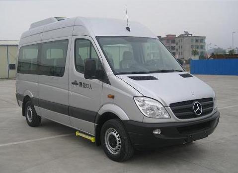 梅赛德斯奔驰轻型客车 fa6591