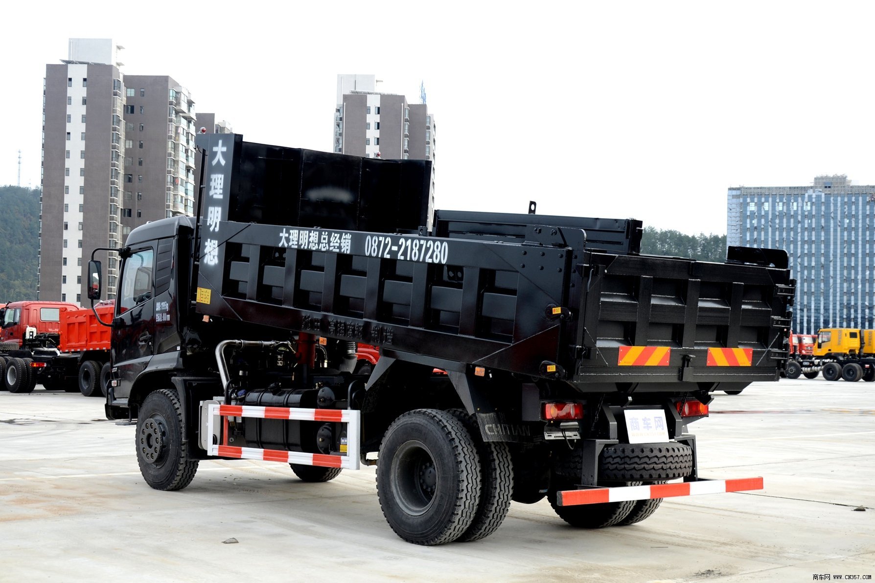 东风 天锦 中卡 220马力 4×2 自卸车 dfl3120b6