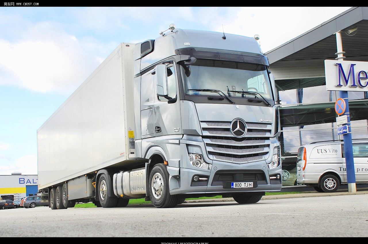  Actros 