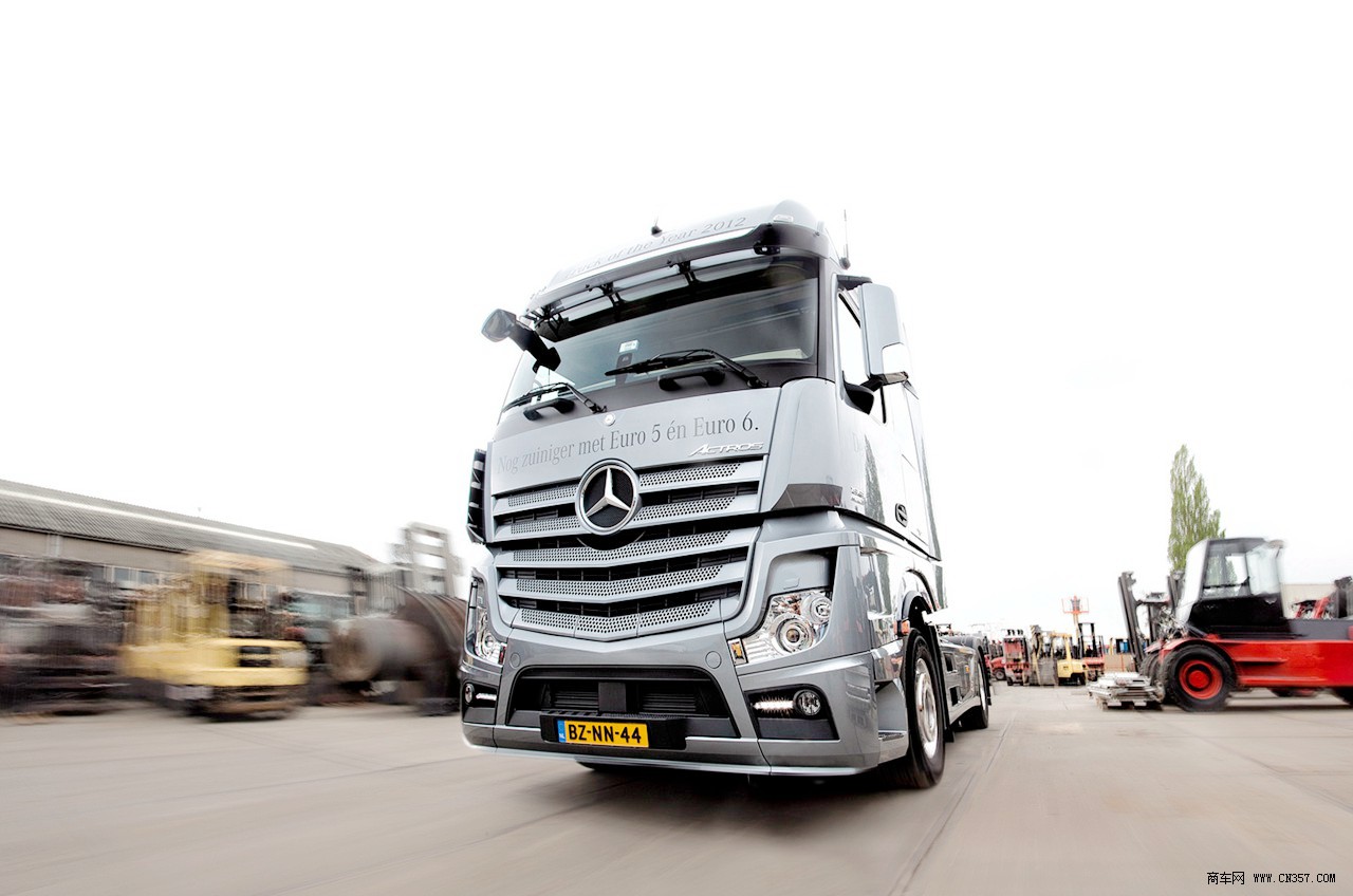  Actros 