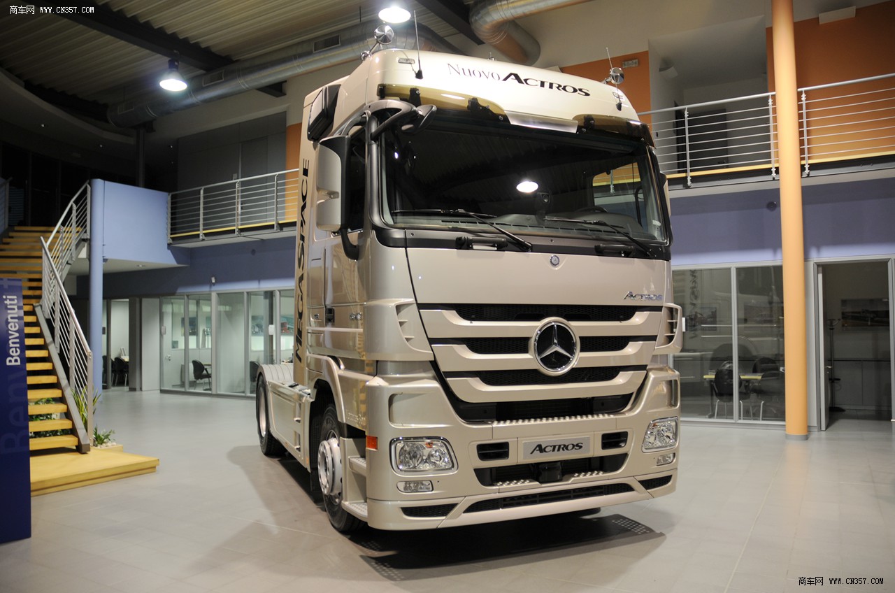  Actros 