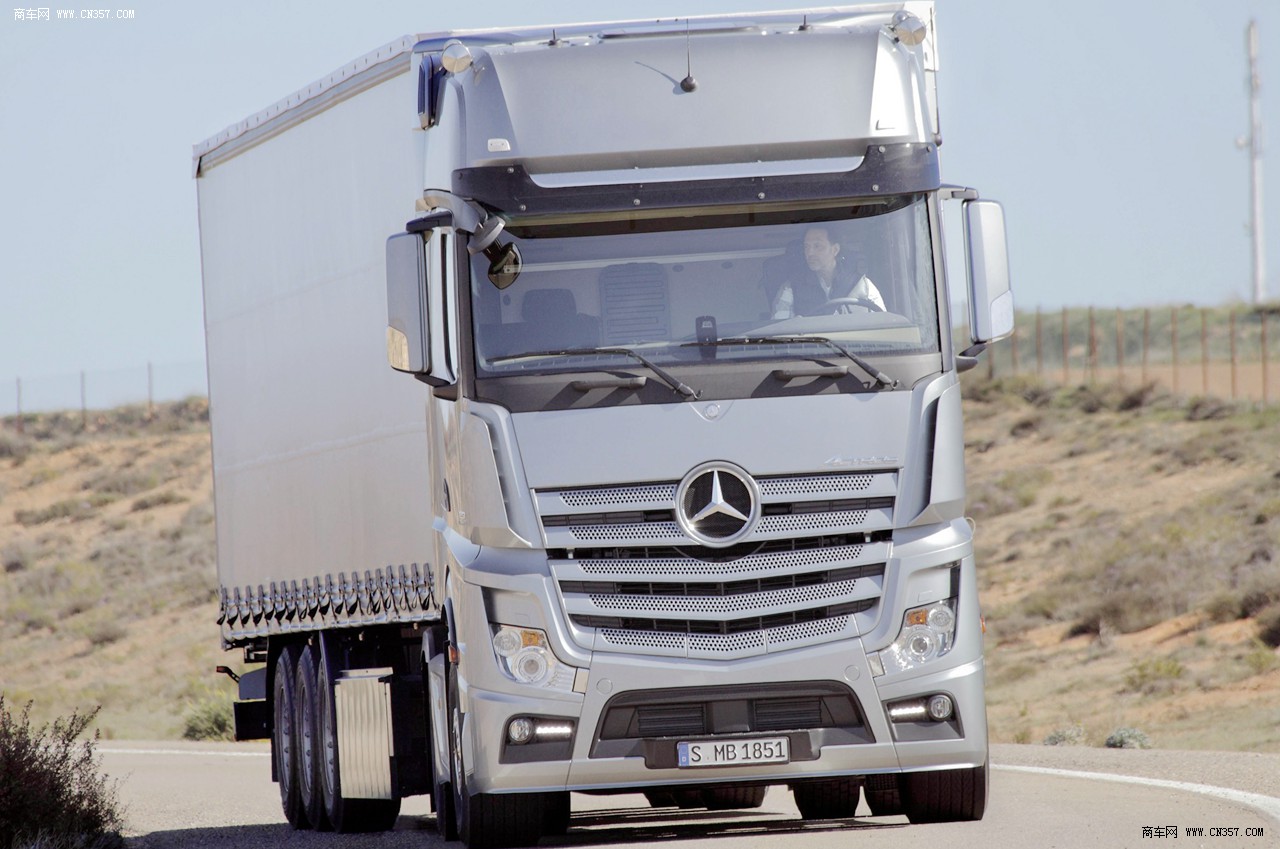  Actros 